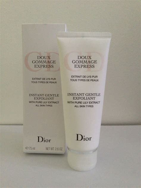 Smooth skin due to Doux Gommage Express by Dior. D.I.Y. body 